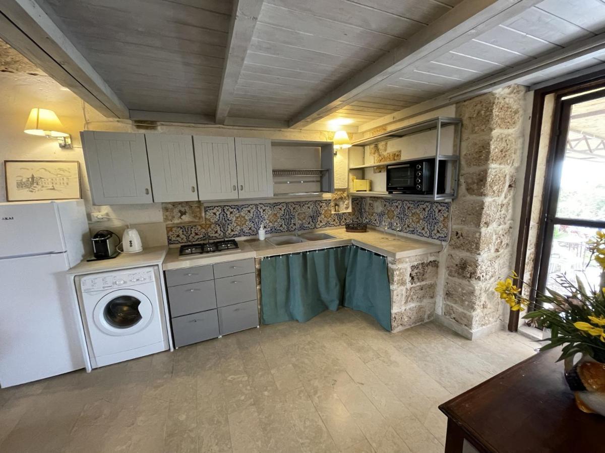 Il Dammuso Di Noto - Villa Con Piscina Privata Avola Exteriör bild